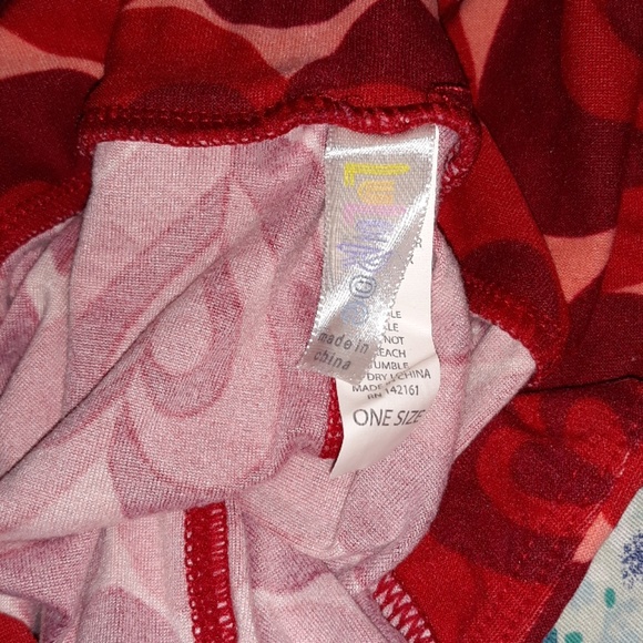 Lularoe legging hear print one size - Picture 2 of 2